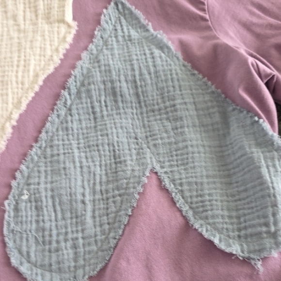 NWOT BellanBlue Oversized Small Purple Top with Blue and Cream Heart Patchwork - Picture 8 of 10